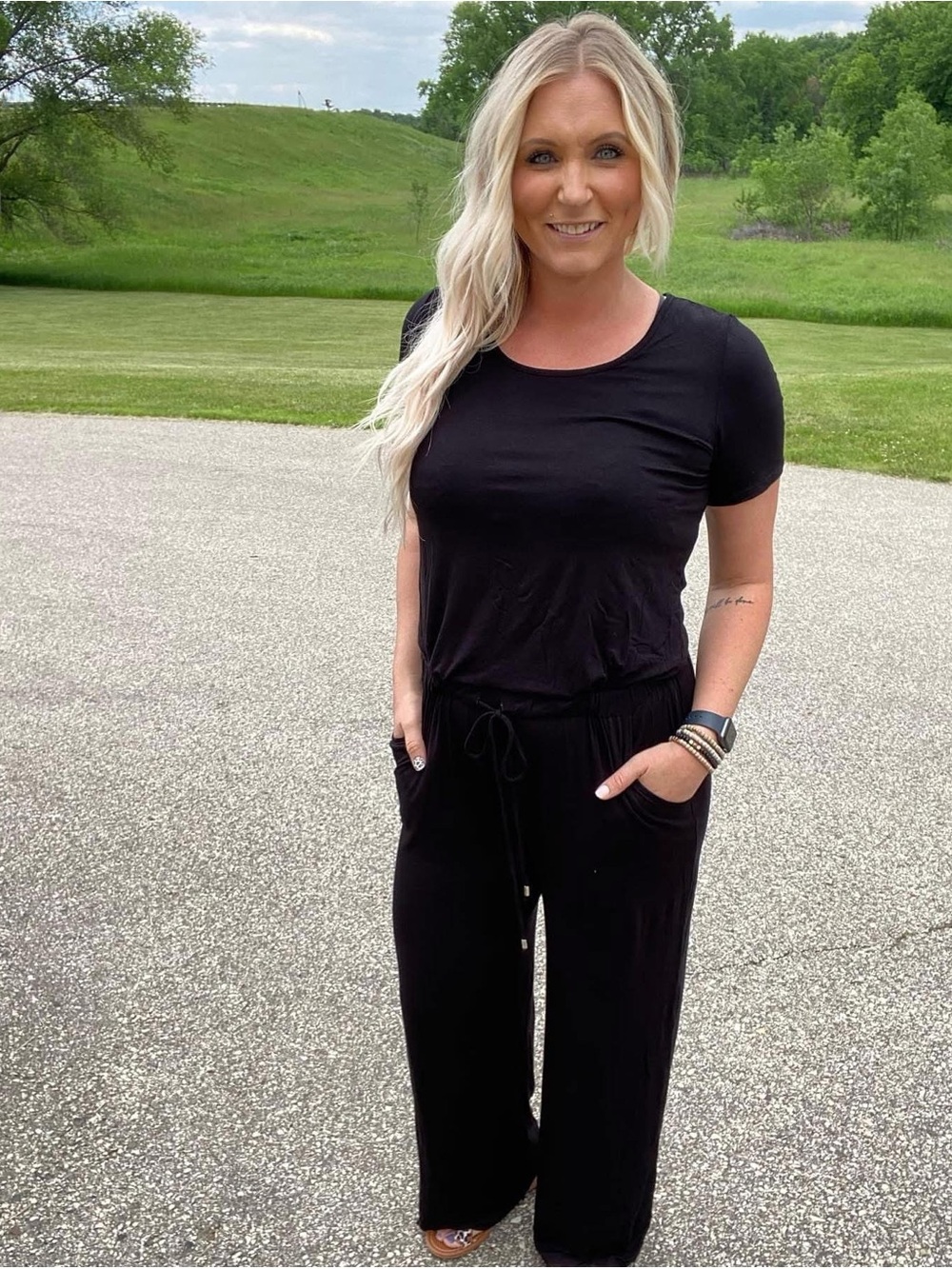Women’s Black Short-Sleeve Jumpsuit